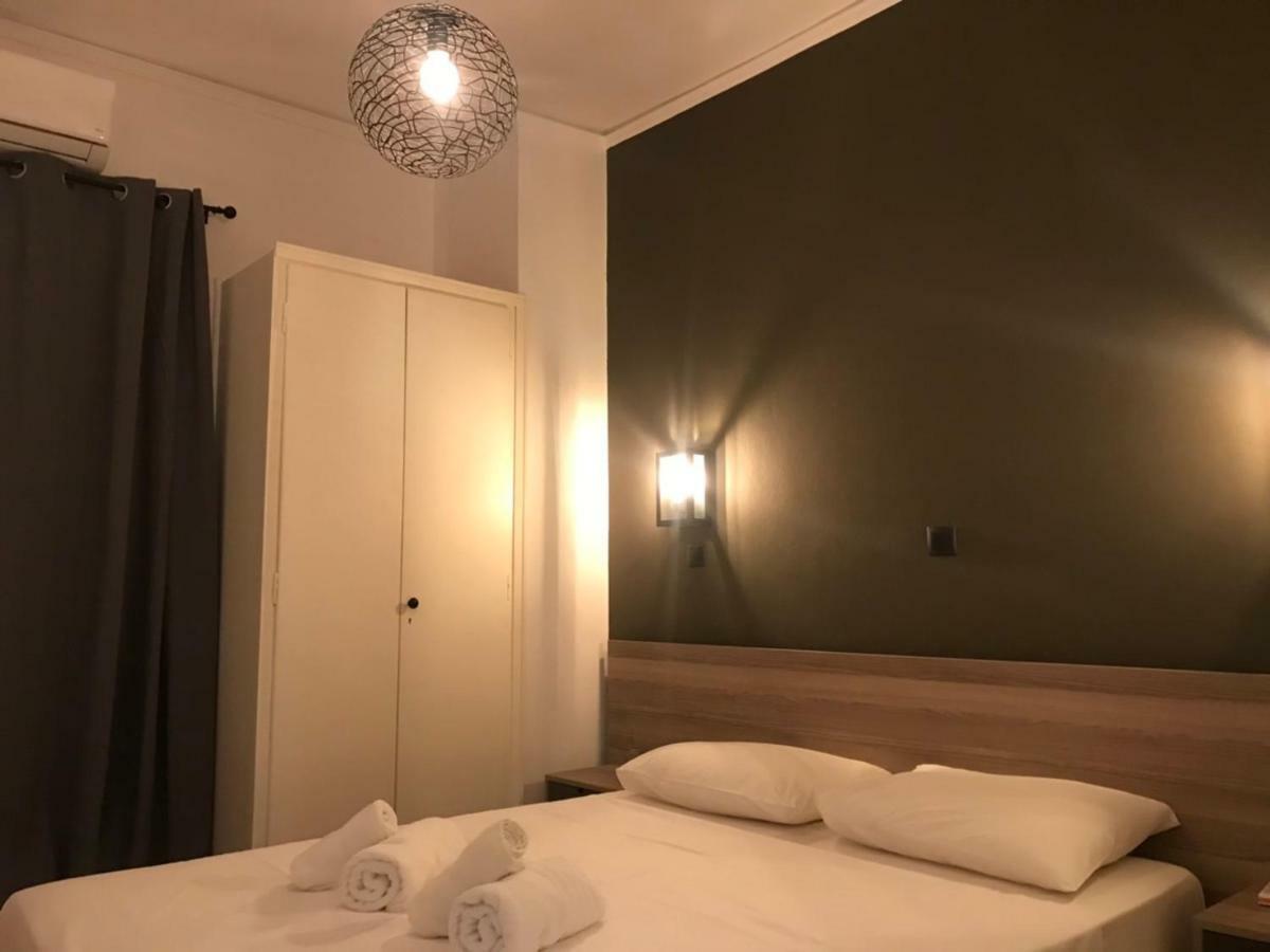 Renovated Minimal Apartment Next To Metro Афіни Екстер'єр фото