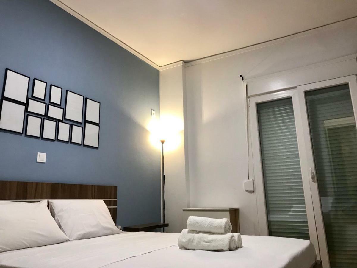 Renovated Minimal Apartment Next To Metro Афіни Екстер'єр фото